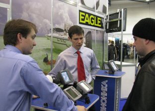 Відвідувачів виставки, як зазвичай, дуже цікавили ехолокаційні системи Lowrance/Eagle