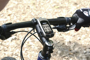 Garmin Edge 305 - велосипедный компьютер с поддержкой GPS Garmin Edge 305 - велосипедный компьютер с поддержкой GPS