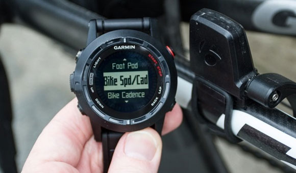 Garmin fenix 2 можно подключить к любым ANT+ датчиками скорости/частоты вращения педалей Garmin fenix 2 можно подключить к любым ANT+ датчиками скорости/частоты вращения педалей