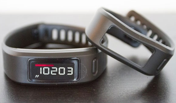 Garmin vivofit и съемный браслет Garmin vivofit и съемный браслет
