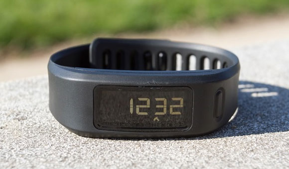 Экраны vivofit – общее количество сожженных калорий Экраны vivofit – общее количество сожженных калорий