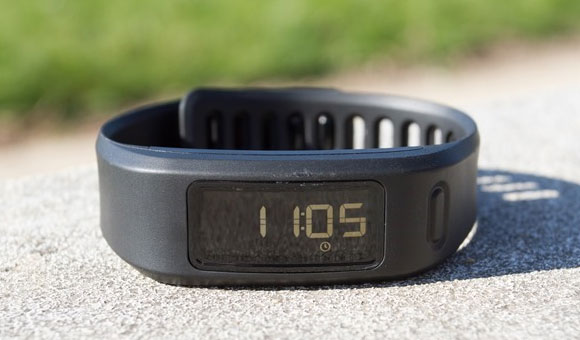 Экраны vivofit – текущее время суток Экраны vivofit – текущее время суток