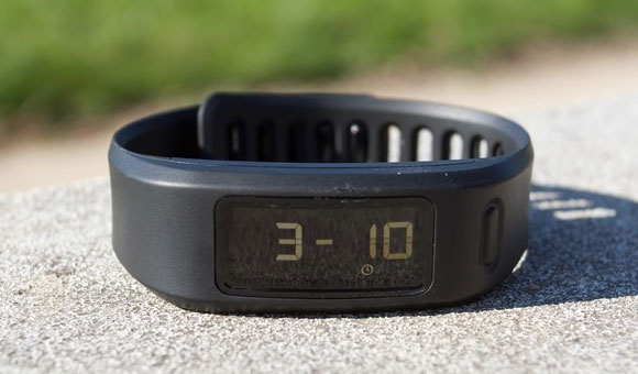 Экраны vivofit – дата Экраны vivofit – дата