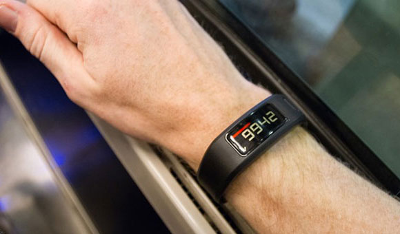 Garmin vivofit - Мониторинг активности Garmin vivofit - Мониторинг активности