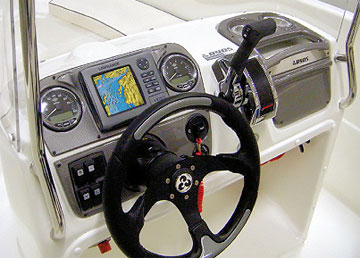 Lowrance будет поставлять системы HDS шведскому производителю лодок – компании RYDS Lowrance будет поставлять системы HDS шведскому производителю лодок – компании RYDS