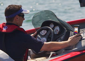 Серия эхолотов, картплоттеров/эхолотов Lowrance Elite-4 Серия эхолотов, картплоттеров/эхолотов Lowrance Elite-4