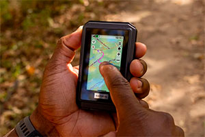 Garmin представляє універсальний портативний GPS-навігатор eTrex Touch