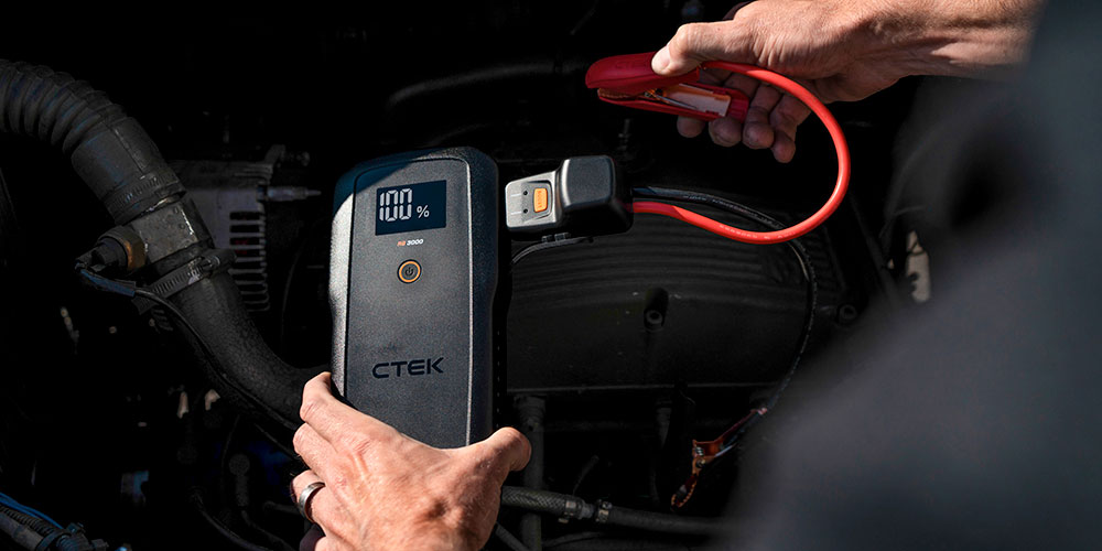 Бустер CTEK RB 3000 для аварійного запуску двигунів